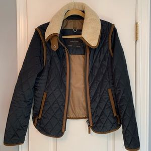 Quilted jacket with removable Sherpa collar